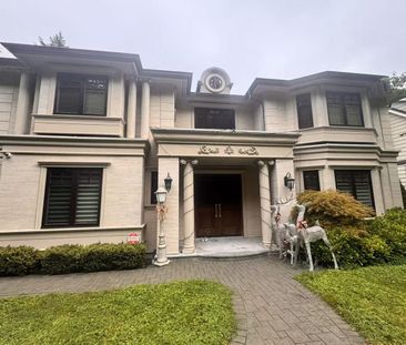 4000 College Highroad apartment — Vancouver, BC (5-Bedroom) - 5 Bedroom - Photo 1