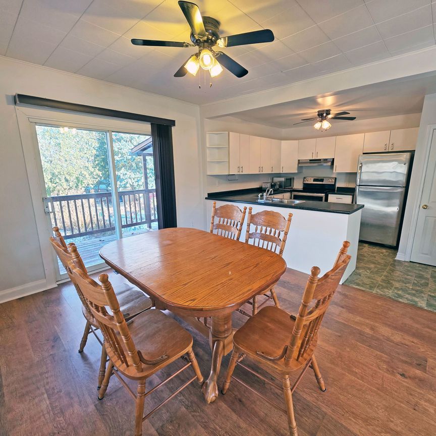 For Lease - 205 Main Street, Grimsby, Ontario - Photo 1