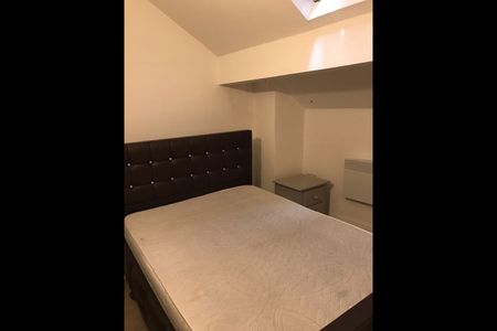 1 Bed Flat, Roundhay Road, LS8 - Photo 3