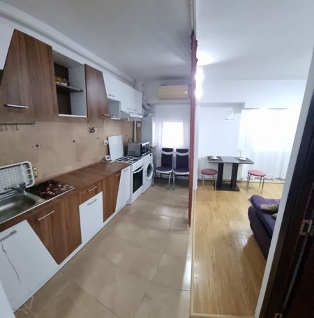 Nerva traian etaj 3 cu centrala - Photo 5