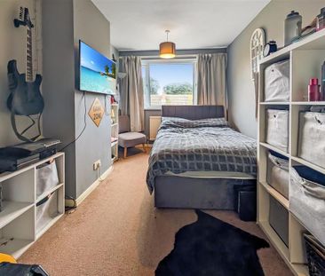 3 bedroom terraced house to rent - Photo 6