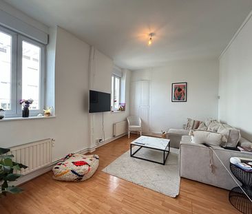 Location Appartement 5 pièces 90m² - Photo 1