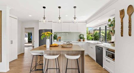 Quiet Cul-de-Sac Home - Photo 4