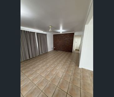 4-Bedroom Home with Shed & Enclosed Bar Area – Bundaberg North - Photo 3