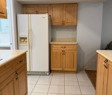 For Lease - 4289 Radisson Crescent Unit# Basement, Mississauga, Ont... - Photo 2