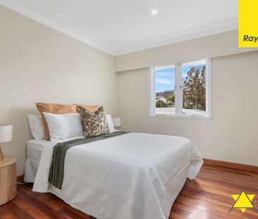 Stylish Family Home in Sought-After New Lynn - Photo 6