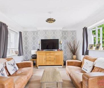 4 bedroom detached house to rent - Photo 1