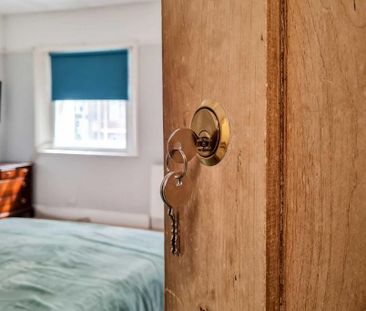 1 bedroom in a house share to rent - Photo 1