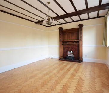 5 bedroom detached house to rent - Photo 2