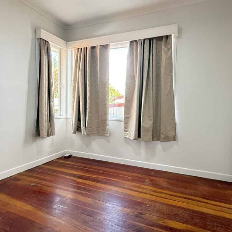 42 Vera Road,Te Atatu South,Auckland - Photo 1