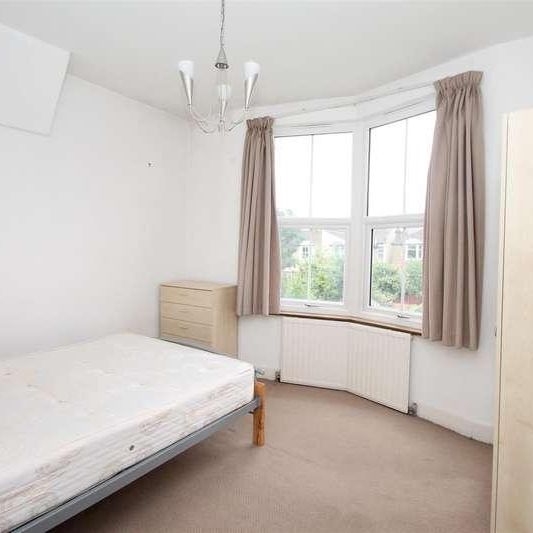 Osborne Road, Palmers Green, London, N13 - Photo 1