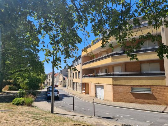 Reims Appartement à louer Reims - Photo 1