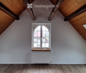 Wunderschöne Dachwohnung im beliebten Zelgli-Quartier in Aarau - Foto 4