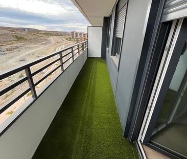 3 bedroom luxury penthouse for rent in Zaragoza, Spain - Photo 2