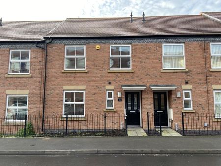 3 bedroom terraced house to rent - Photo 3