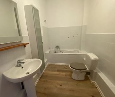 Location Appartement 4 pièces 79m² HUNINGUE 68330 - Photo 4