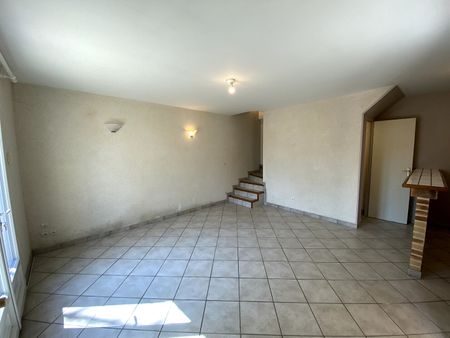 Location Appartement 3 pièces 54m² - Photo 2