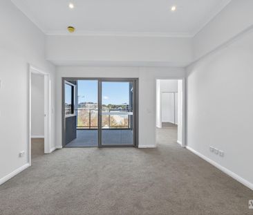 Modern 2x2 Apartment in the heart of Subiaco - Photo 1