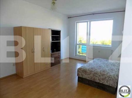 1 camera, 40 mp, semidecomandat, boxa subsol, zona strazii Vanatorului - Fotografie 2
