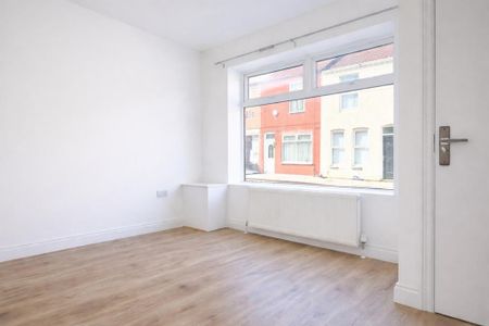 2 bedroom terraced house to rent - Photo 3