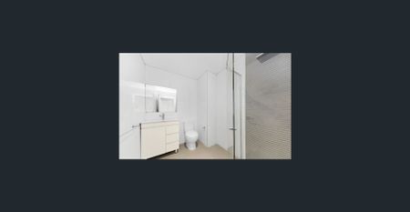 Modern & Bright Split Level Unit in the Heart of Penshurst - Photo 4