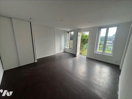 ORBEC BEAU STUDIO 29m² ENTIEREMENT RENOVE AVEC JARDIN - Photo 4