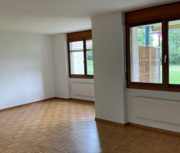 "Wohnung mit 2 Aussensitzplätze im Grünen in der nähe vom Bahnhof u... - Photo 5