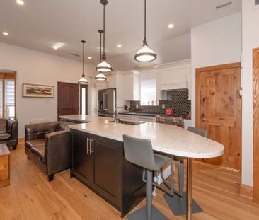 For Lease - 837 Kingston Road Unit# Upper, Toronto, Ontario - Photo 6