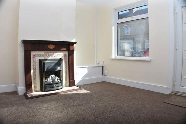 2 bedroom semi-detached house to rent - Photo 1