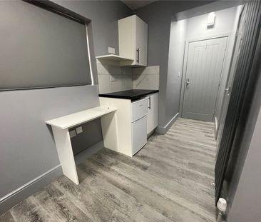 1 bedroom property to rent - Photo 3