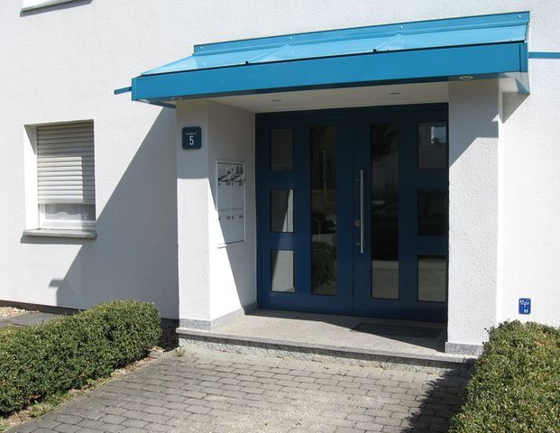 3-Zimmer-Wohnung in Regensburg *neue Vinylböden* - Foto 1