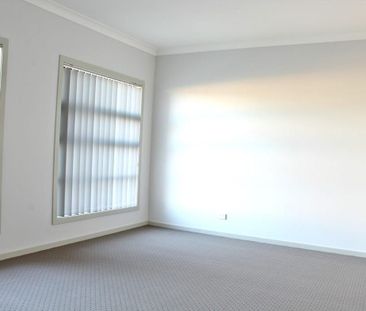 Modern Four Bedroom Family Home In A Sought After Neighbourhood - Photo 6