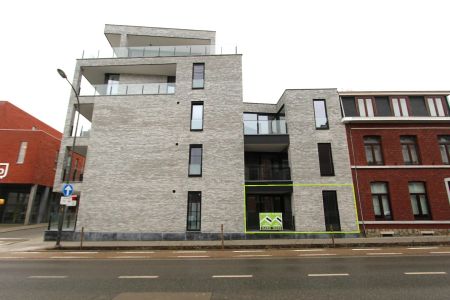 GELIJKVLOERS NIEUWBOUW APPARTEMENT MET TERRAS - Photo 4