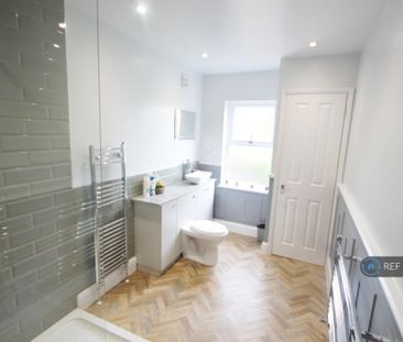 2 bedroom terraced house to rent - Photo 5