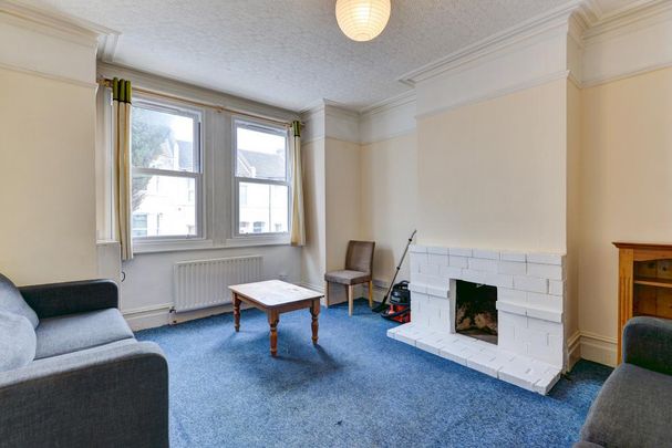 6 bedroom house to rent - Photo 1