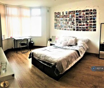1 bedroom in a house share to rent - Photo 6