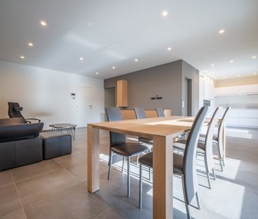 KRUISHOUTEM - Prachtig appartement met groot terras + garagebox - Photo 1