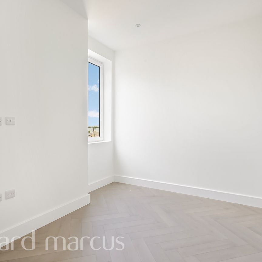 High Street, Croydon - Photo 1