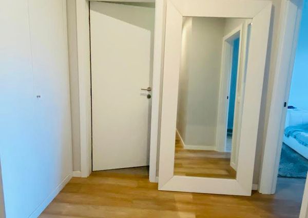 APARTAMENTO T2 REMODELADO - QUINTA BELOURA COM TERRAÇO E PISCINA