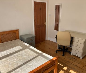 4 bedroom terraced house to rent - Photo 3