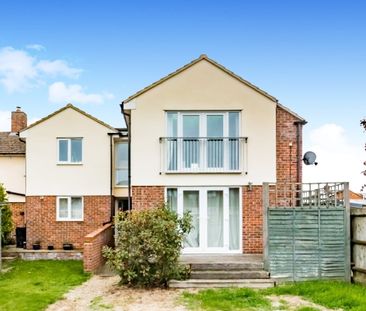 Springfield Drive, Abingdon - Photo 1