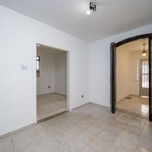 Casa para alugar com 160m², 4 quartos e 1 vaga - Foto 1