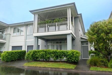 High End Apartment in the Heart of Orewa - Photo 4