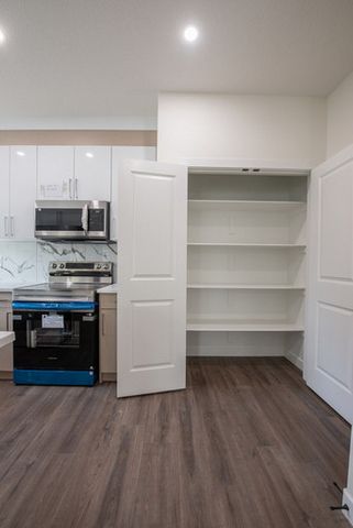 3-Bedroom at Cloud Suites at Grovenor - Photo 4