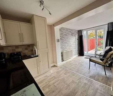 Newbury Avenue, Great Coates, Grimsby, DN37 - Photo 2