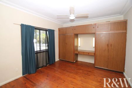 “PRIME LOCATION” - Photo 5