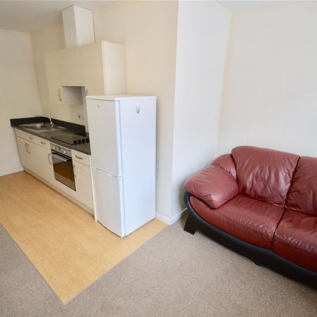 1 bedroom apartment to rent - Photo 3