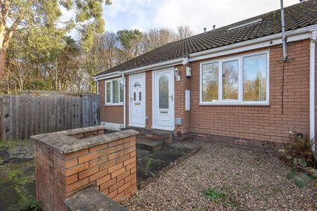 1 bedroom bungalow to rent - Photo 2