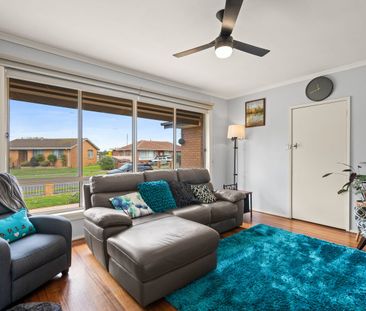 24 Hitchcock Street, Breakwater, Vic 3219 - Photo 5