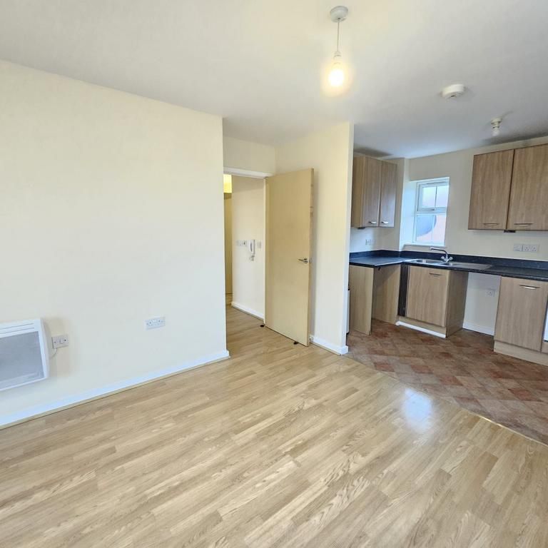 2 bedroom apartment to rent - Photo 1